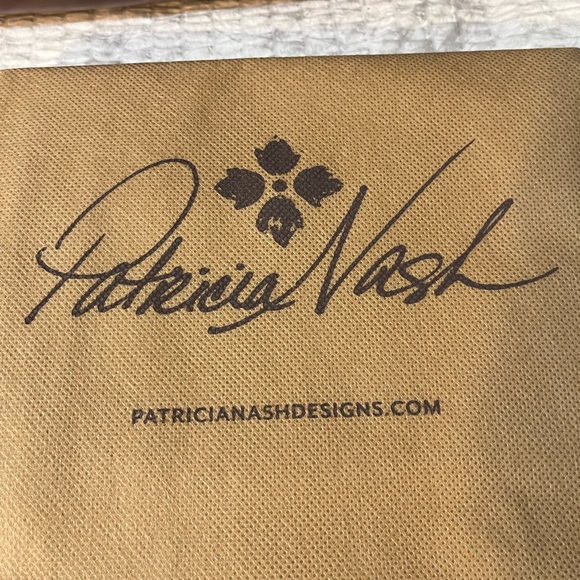 Patricia Nash Purse. 100% Leather. Brown - Picture 5 of 16